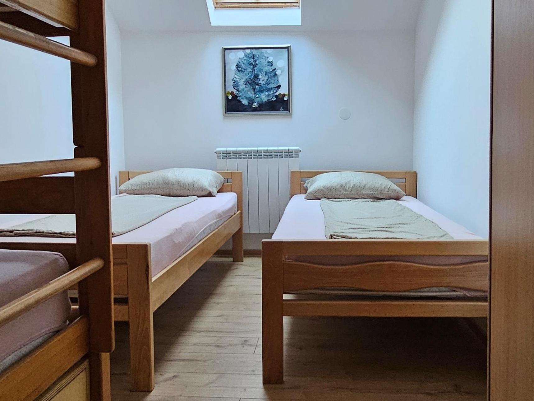 Leopold Chillout Hostel Sarajevo Exterior photo